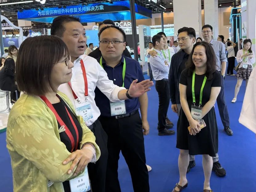 中华医学会神经外科学分会第二十二次学术会议在苏召开：细胞级荧光导引技术引领神经外科手术迈入精准可视化新时代(图12)